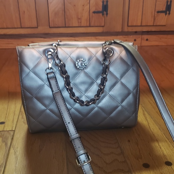 Guess Purse - Picture 2 of 3